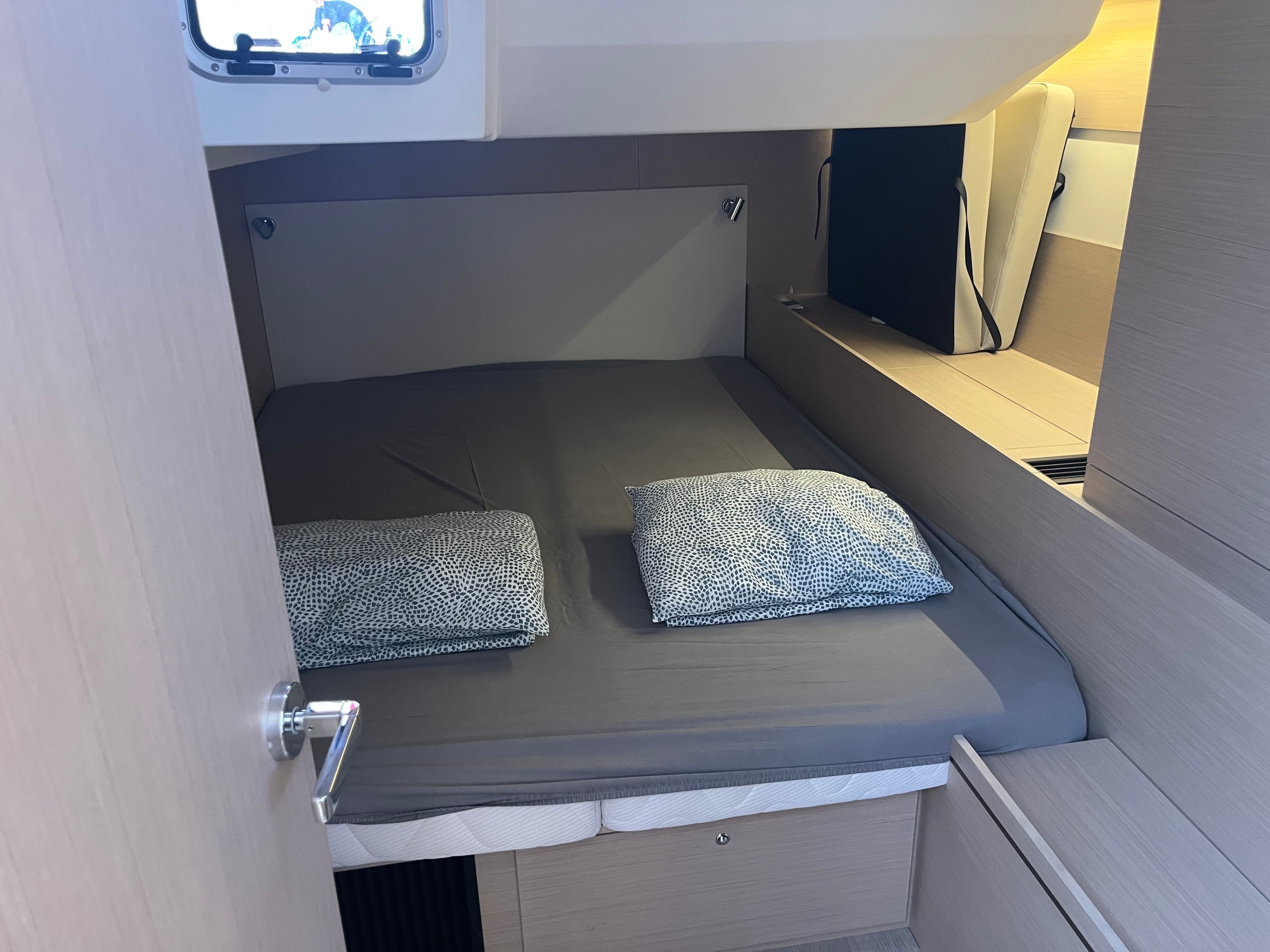 Beneteau Oceanis 51.1 | Marny