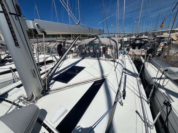 Beneteau Oceanis 51.1 | Marny