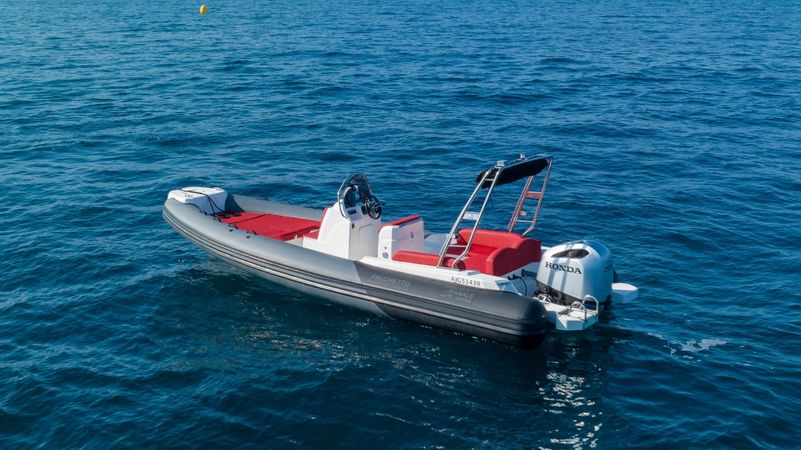 Fanale Marine Falchettu 700 | Vincent
