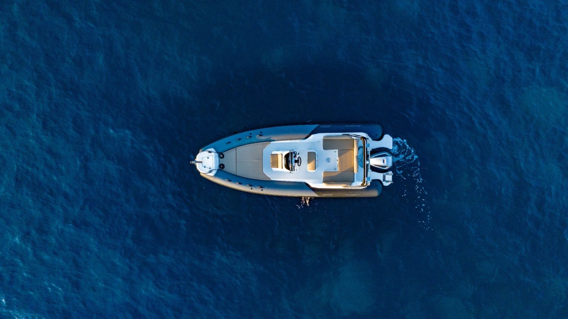 Fanale Marine Falchettu 700 | Mary