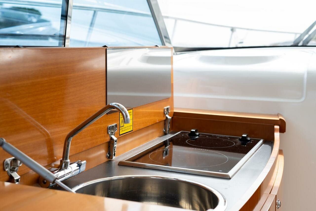 Beneteau Antares 12 | Helen Rose