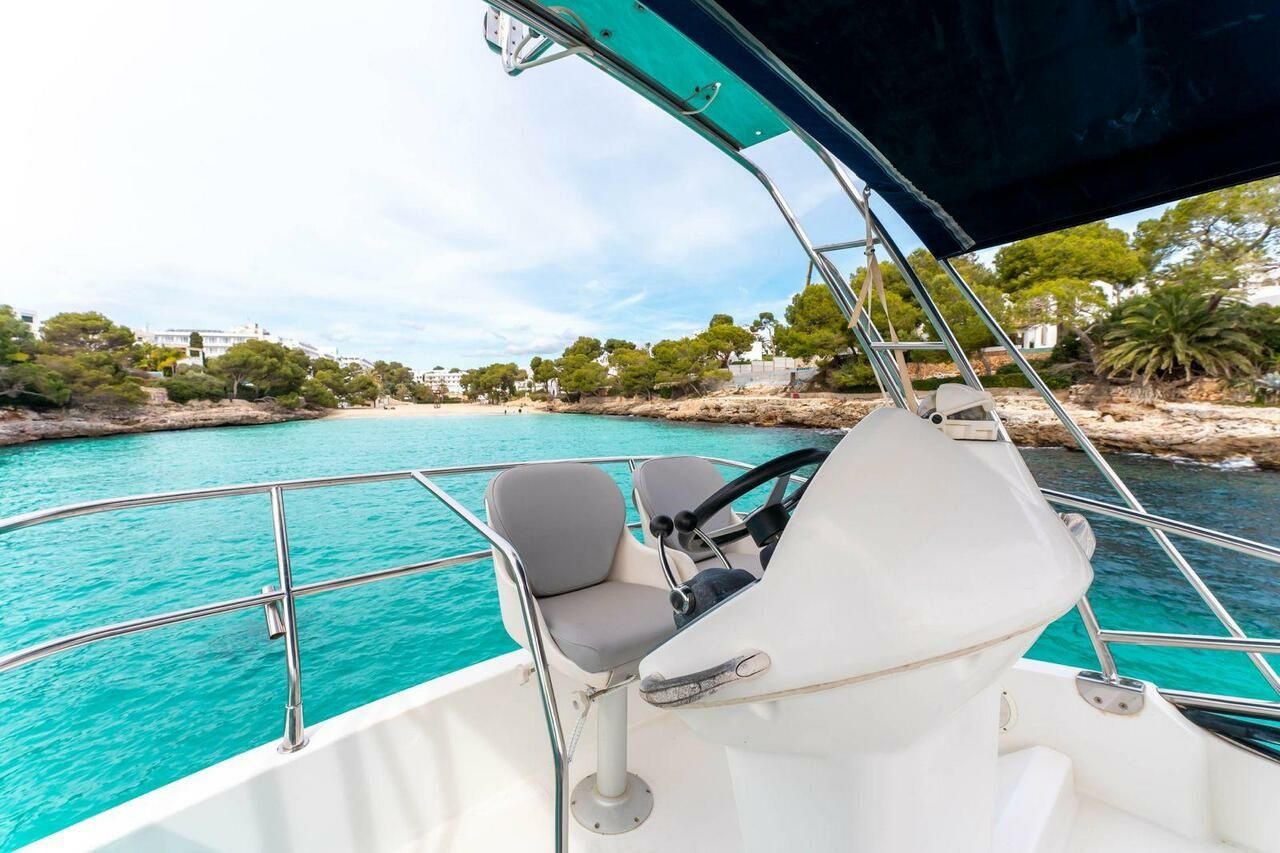 Beneteau Antares 12 | Helen Rose