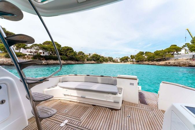 Beneteau Antares 12 | Helen Rose