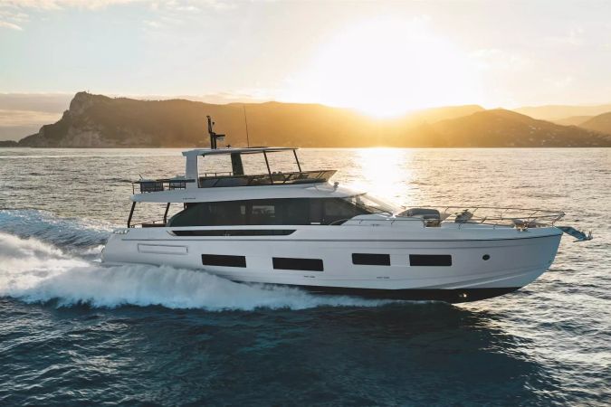 Azimut 82 | Balance