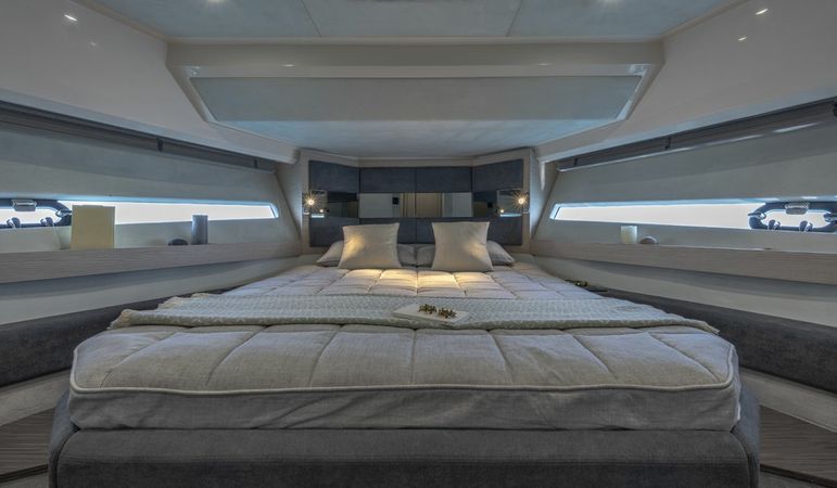 Sessa 48 | Supernova