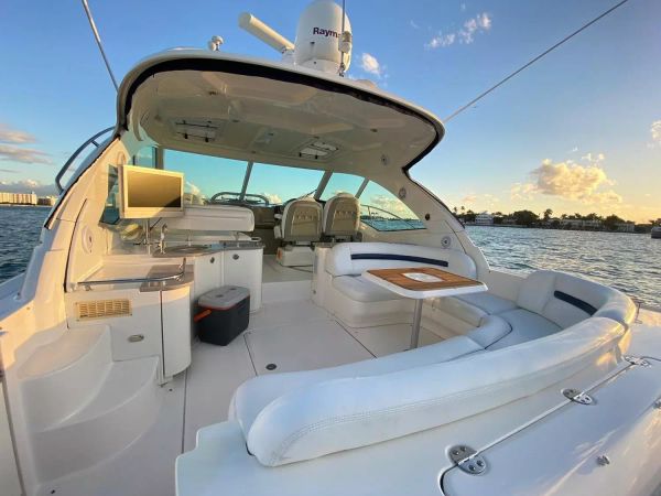 Sea Ray 48 Sundancer | Pirentinha 2