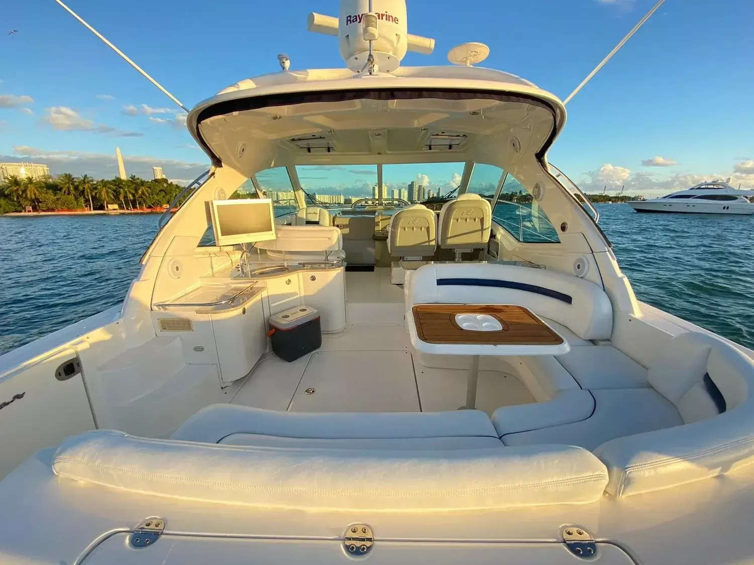 Sea Ray 48 Sundancer | Pirentinha 2