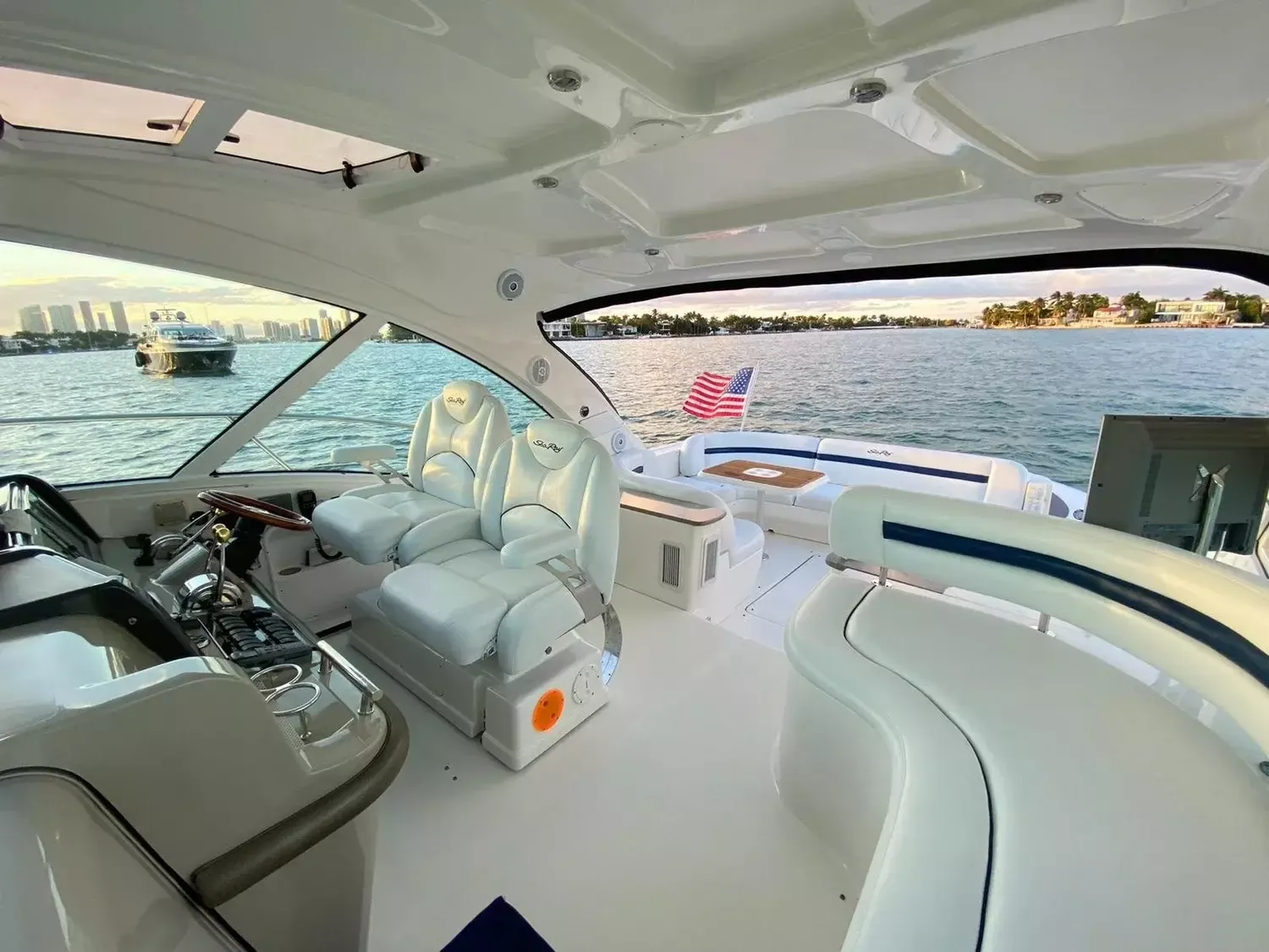 Sea Ray 48 Sundancer | Pirentinha 2