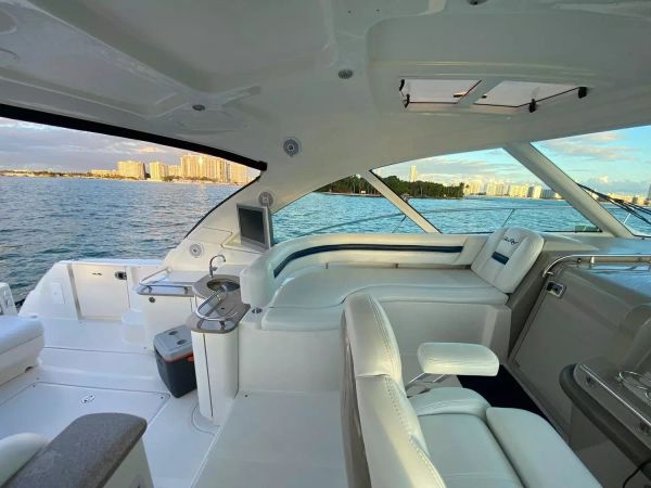 Sea Ray 48 Sundancer | Pirentinha 2