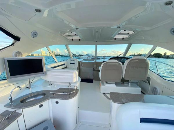 Sea Ray 48 Sundancer | Pirentinha 2