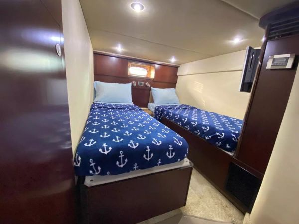 Sea Ray 48 Sundancer | Pirentinha 2