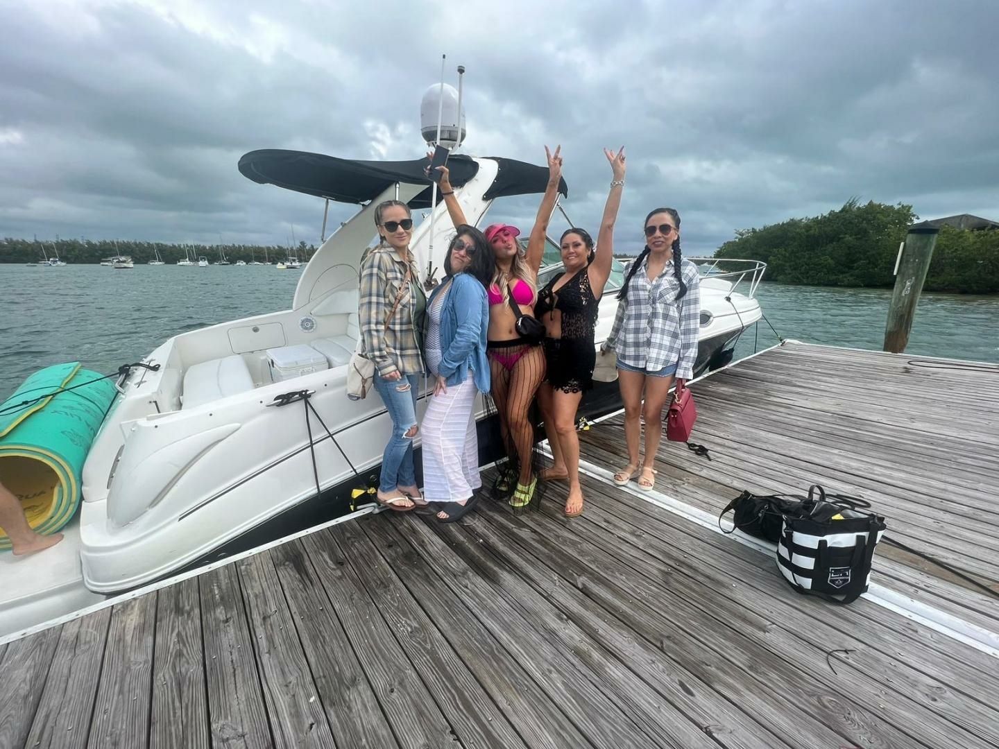 Sea Ray 280 | Escape