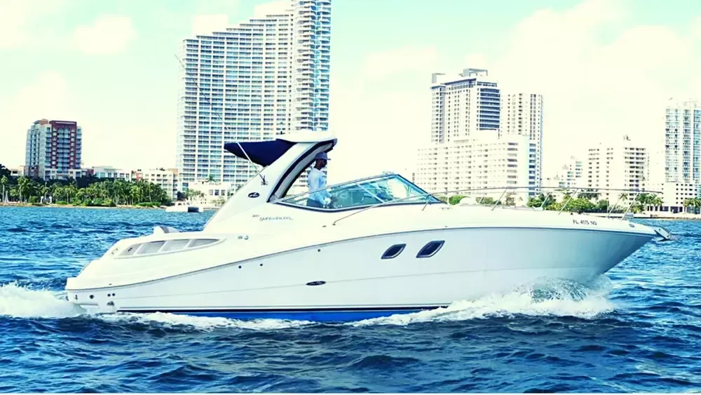 Sea Ray 310 Sundancer | Living Waters