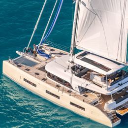 Lagoon Sixty 5 | Aura