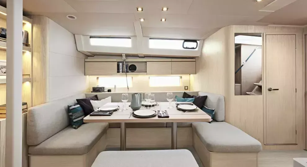 Beneteau Oceanis 46.1 | Vela Loca