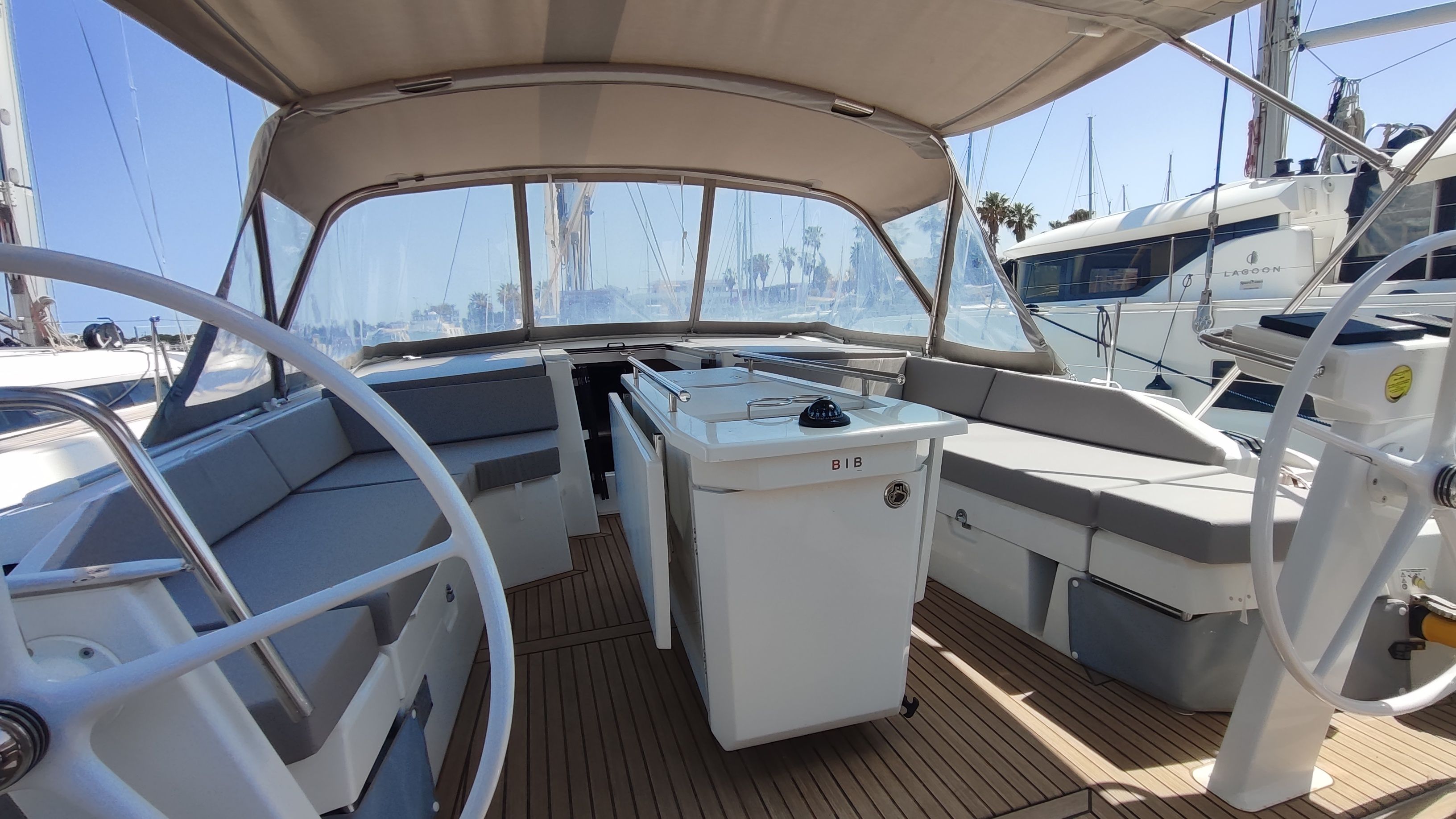 Beneteau Oceanis 46.1 | Vela Loca