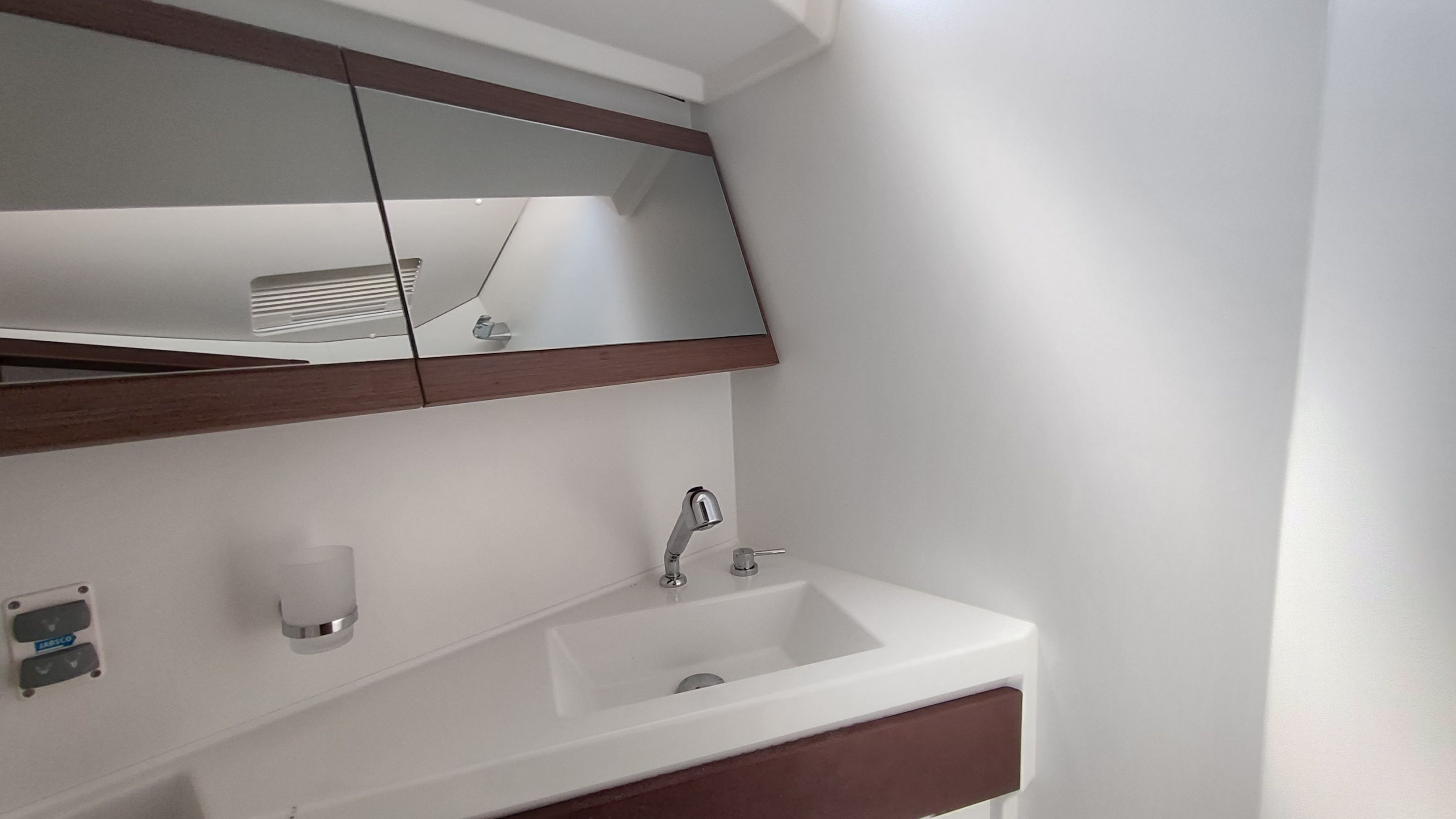 Beneteau Oceanis 46.1 | Vela Loca
