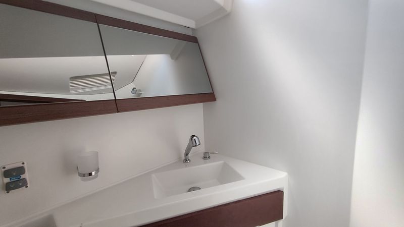 Beneteau Oceanis 46.1 | Vela Loca
