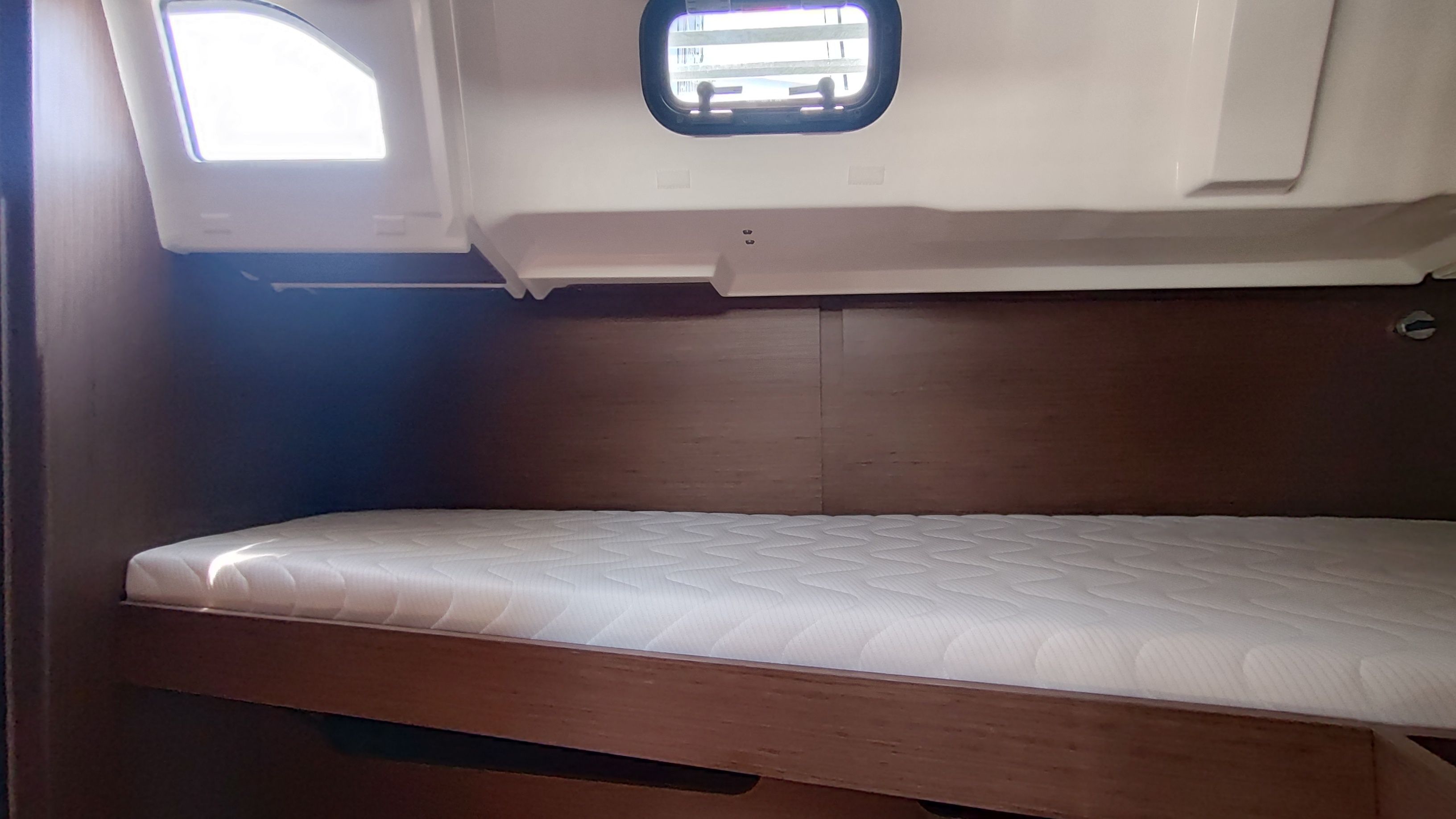 Beneteau Oceanis 46.1 | Vela Loca