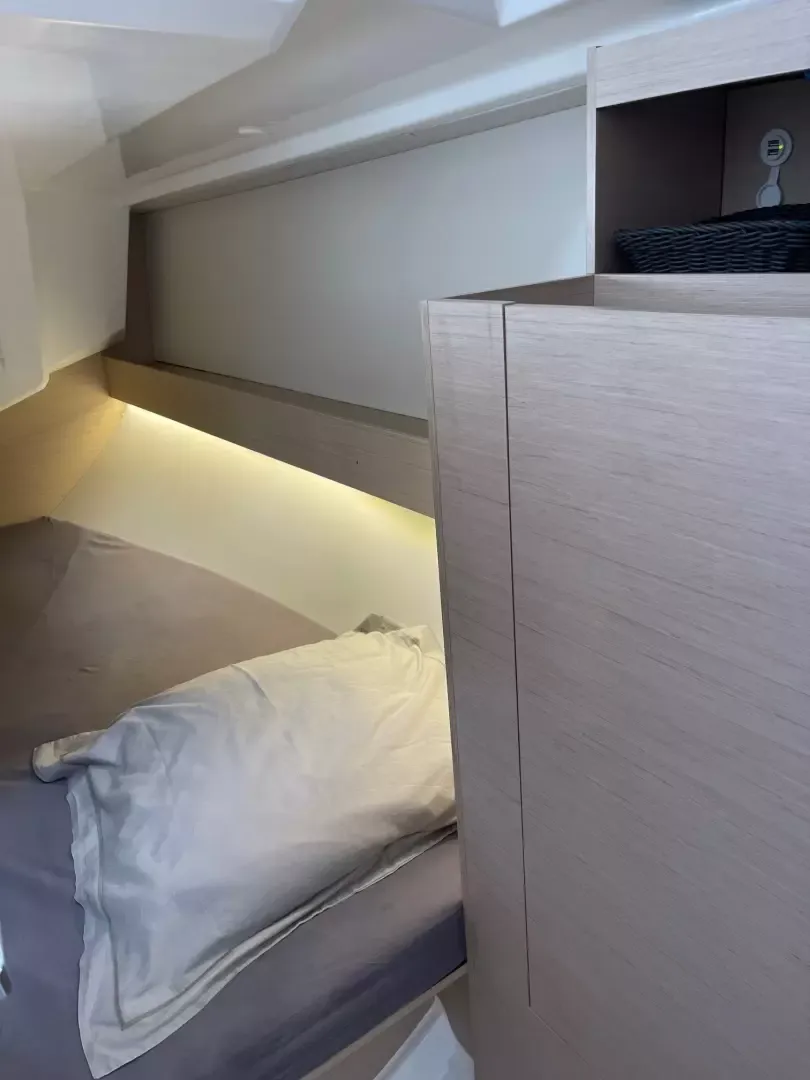 Beneteau Oceanis 30.1 | La Perle Bleue