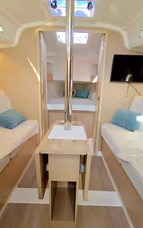 Beneteau Oceanis 30.1 | La Perle Bleue