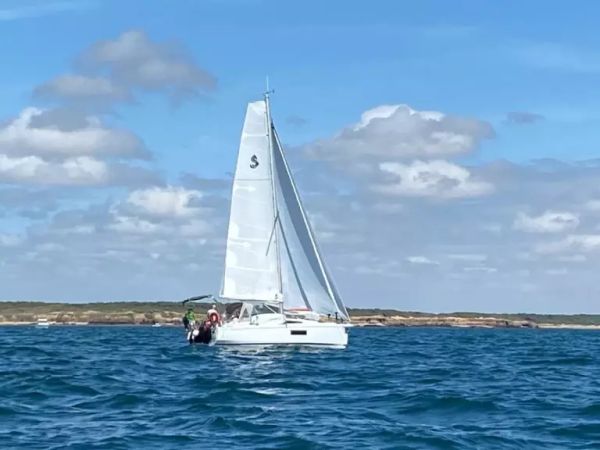 Beneteau Oceanis 30.1 | La Perle Bleue