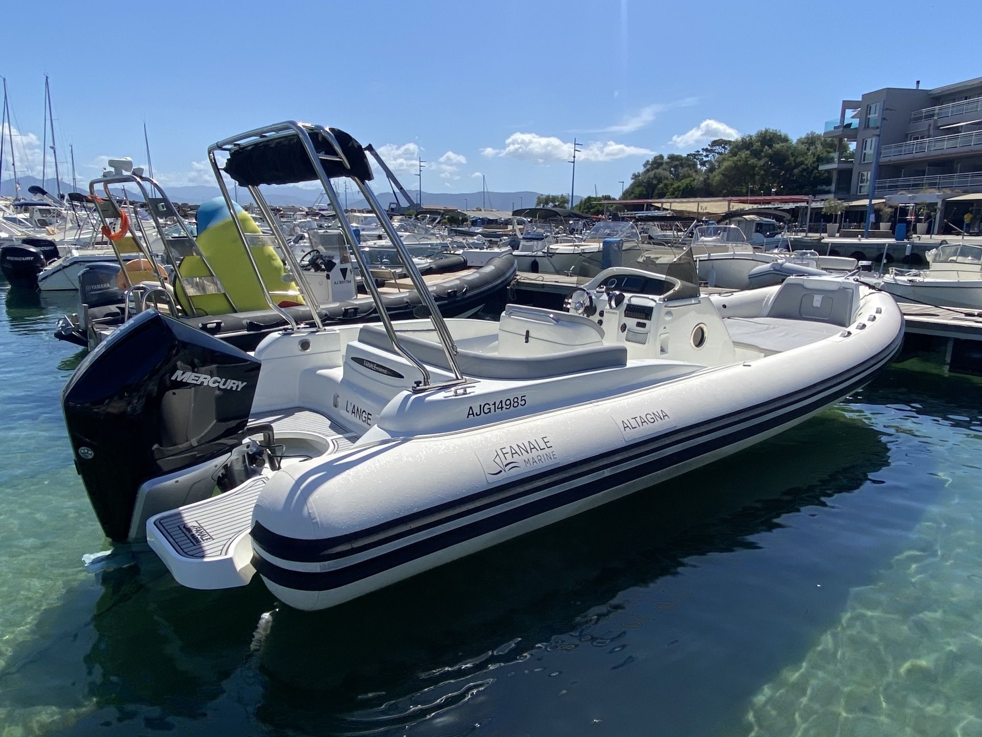 Fanale Marine Altagna 800 | L'ange