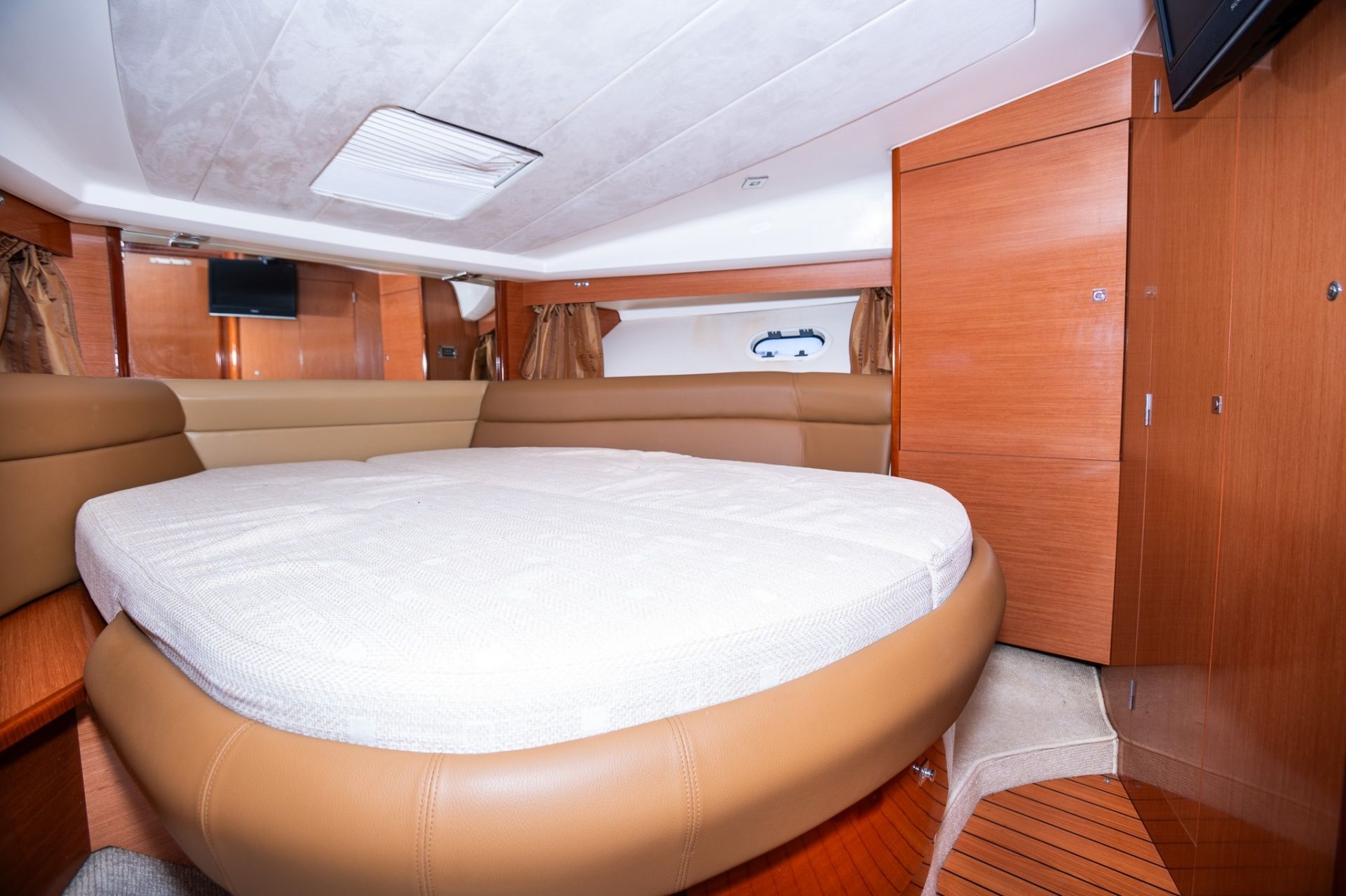 Prestige 38S | Alibi