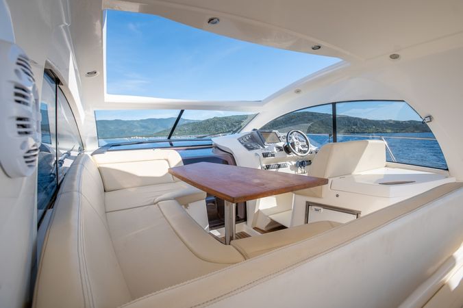 Prestige 38S | Alibi