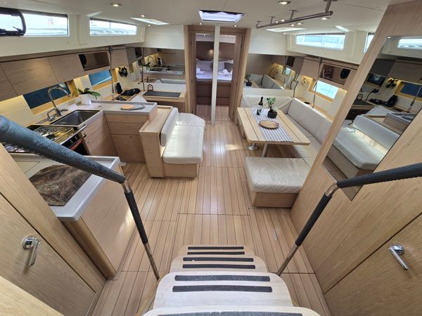 Beneteau Oceanis 51.1 | Amelia