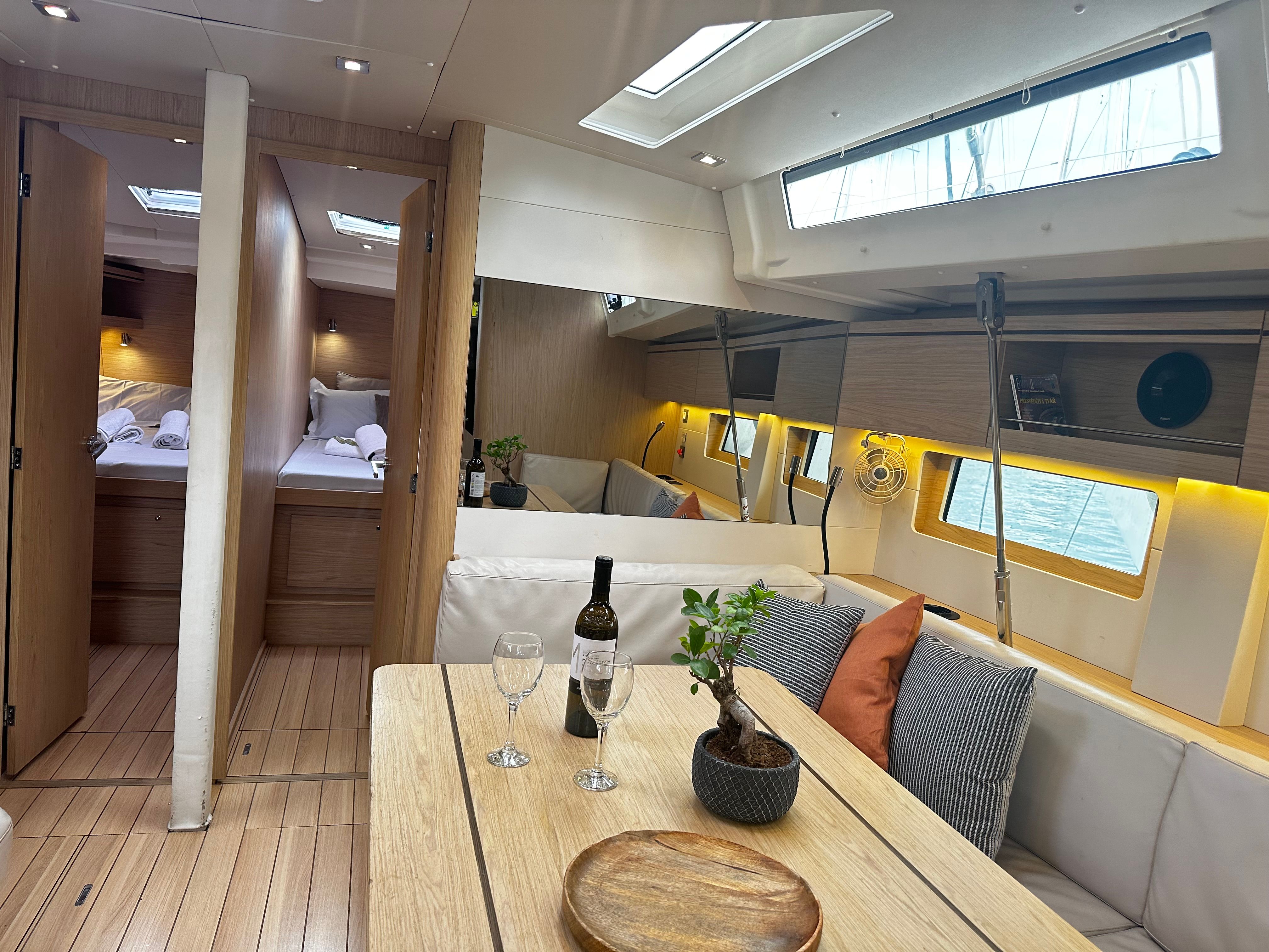 Beneteau Oceanis 51.1 | Amelia