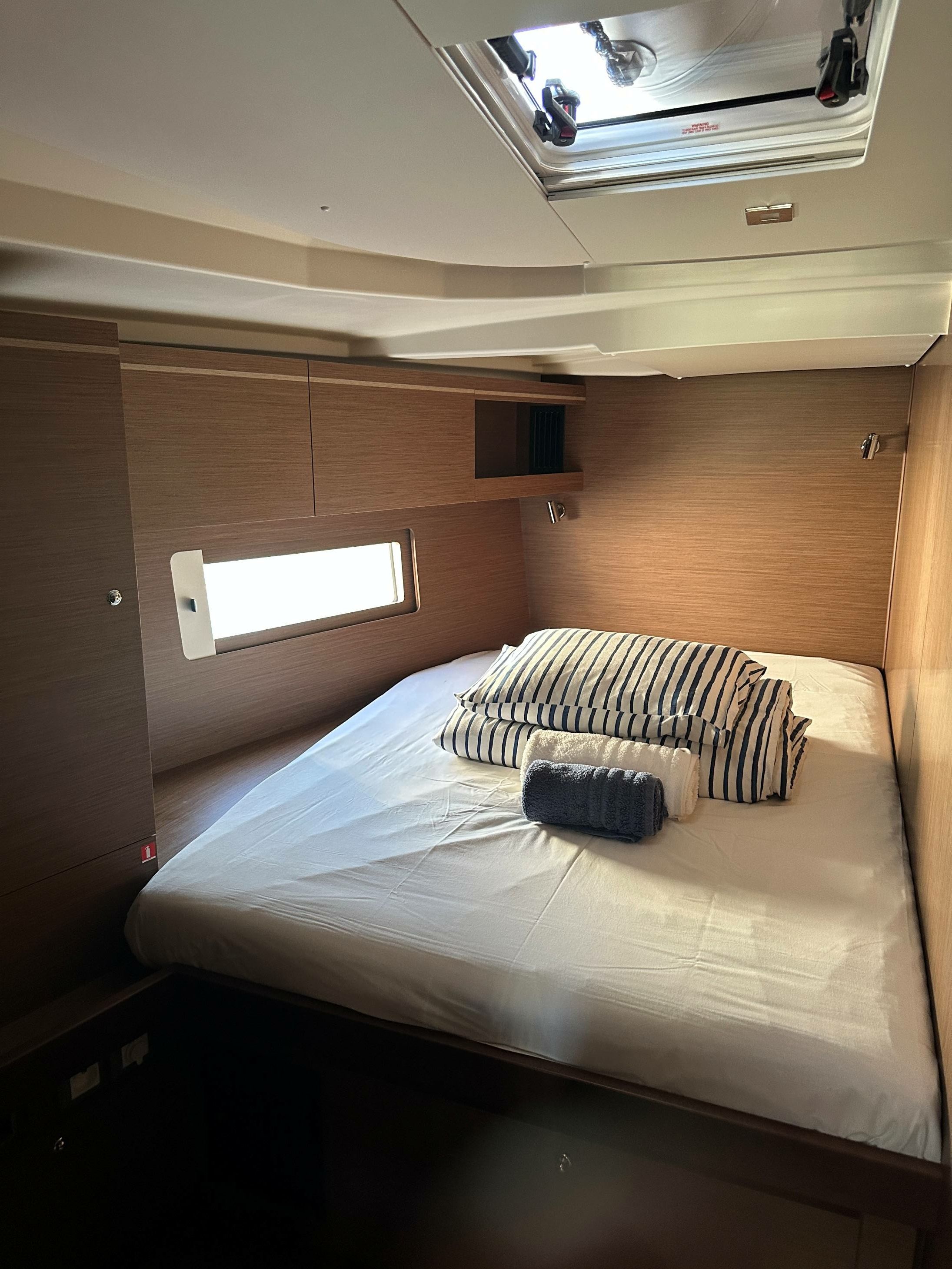 Beneteau Oceanis 51.1 | Aquaris