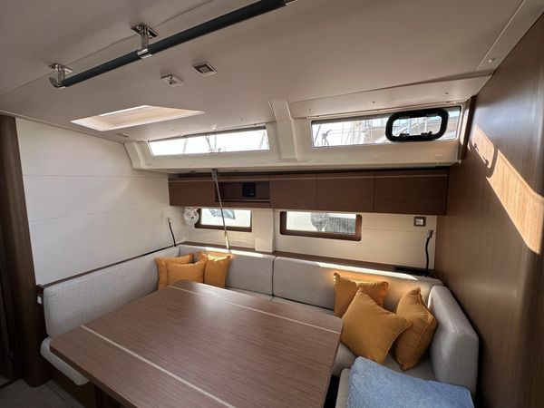 Beneteau Oceanis 51.1 | Aquaris