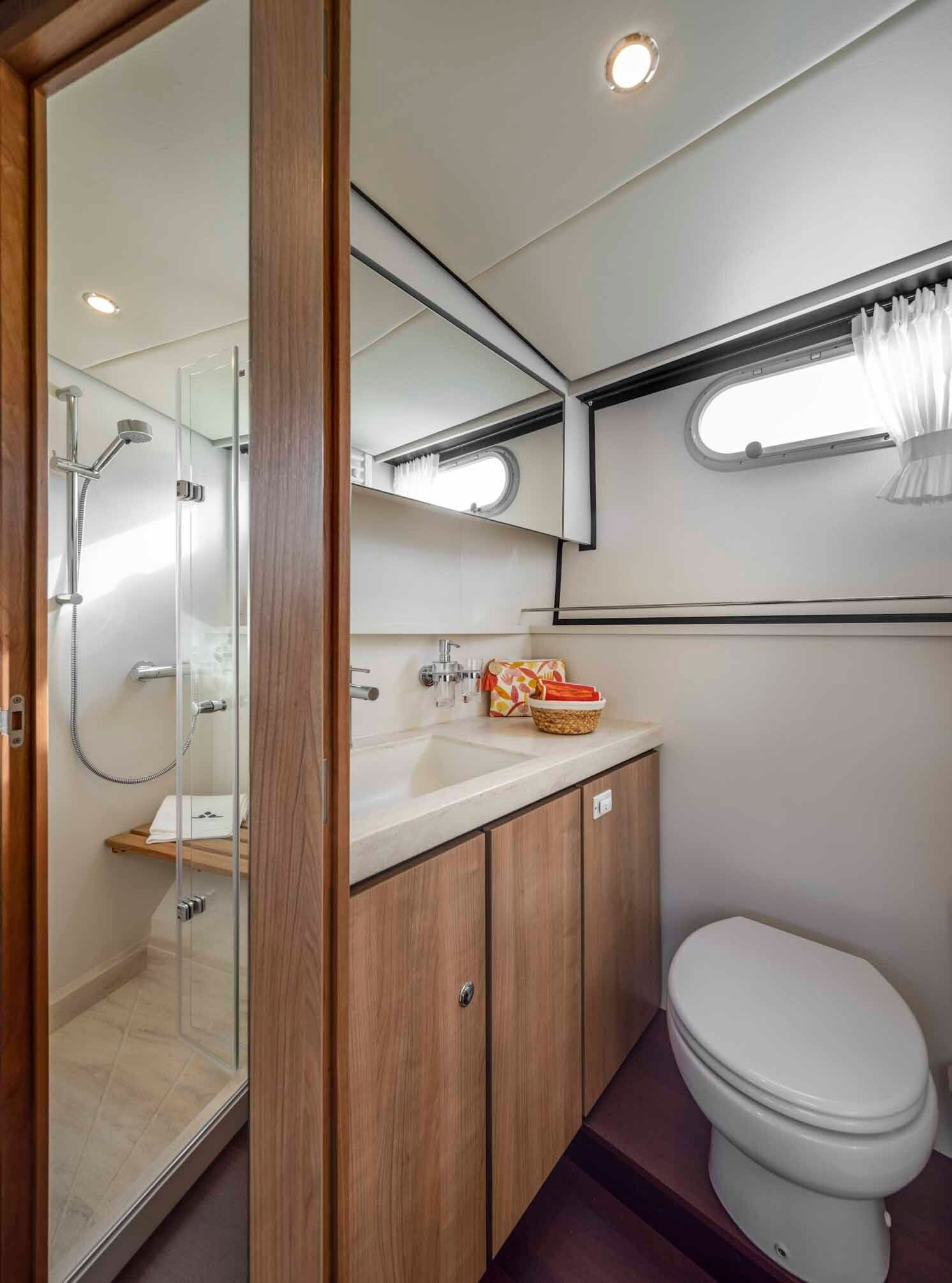 Linssen GS 40.0 AC | Henrietta