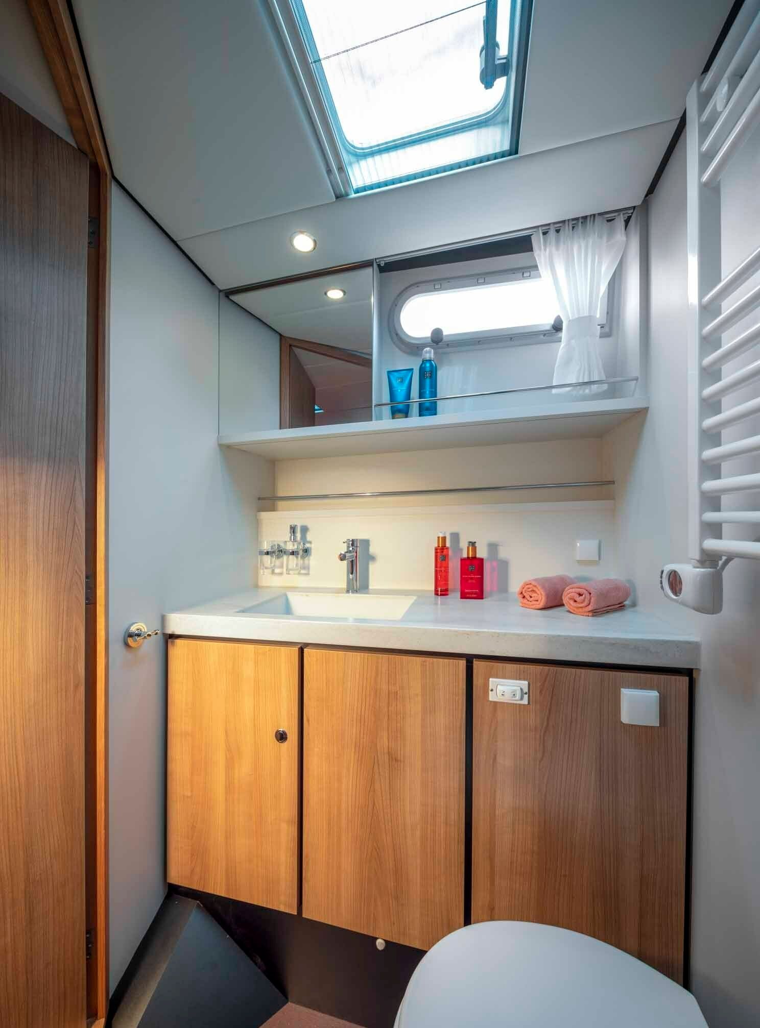 Linssen GS 40.0 AC | Henrietta