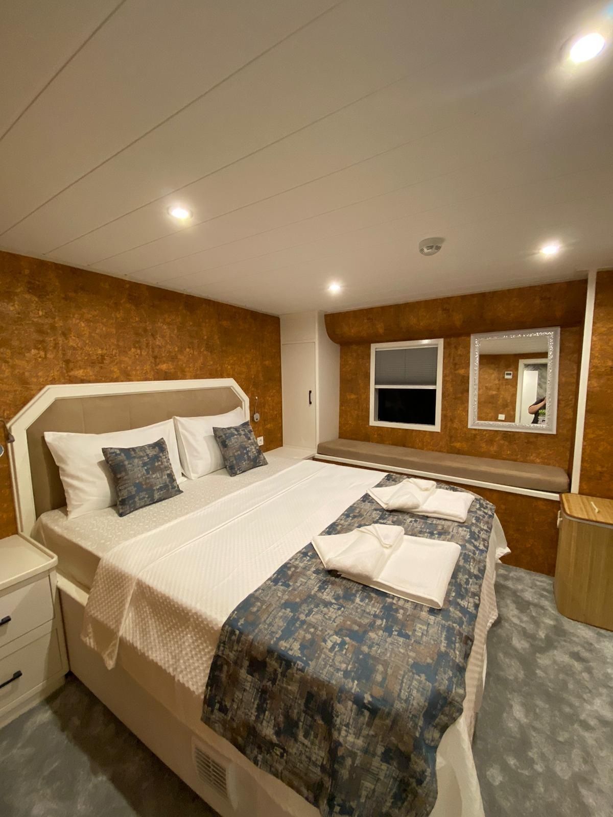 Custom Built 78 | Mavi Inci