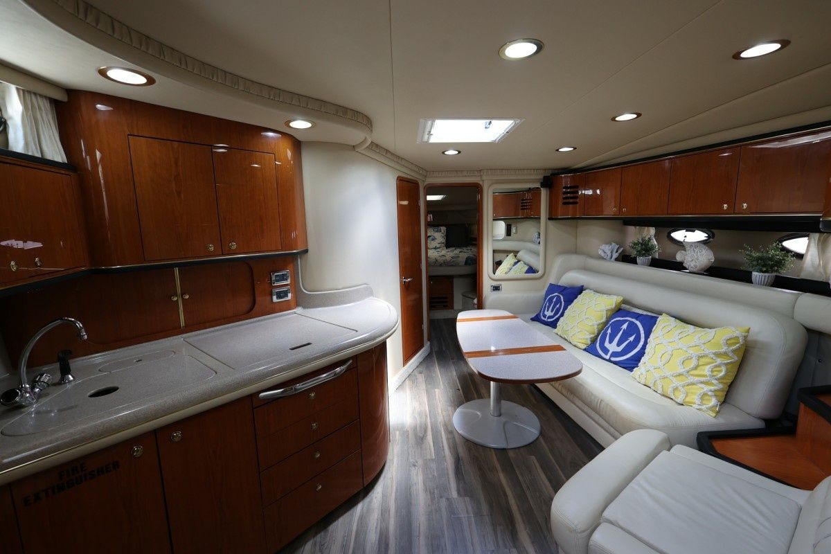 Sea Ray 510 Sundancer | Iris