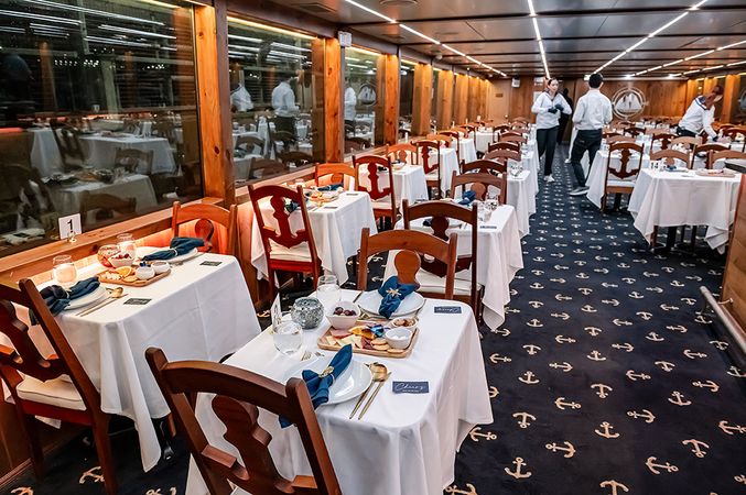 Custom Built 110 | Louisa Of The Seas