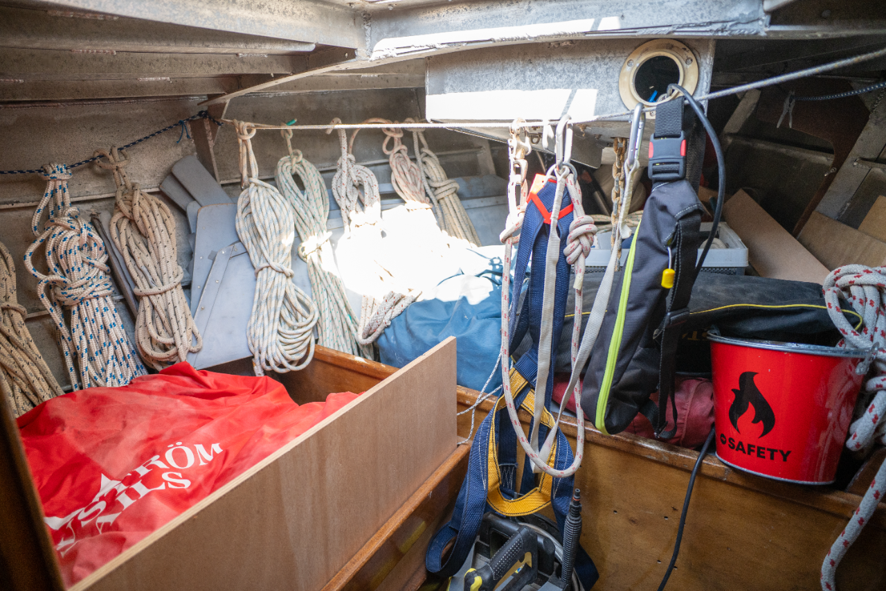 Custom Built 37 | Explorer