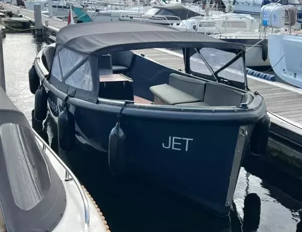 Escape 750 | Jet