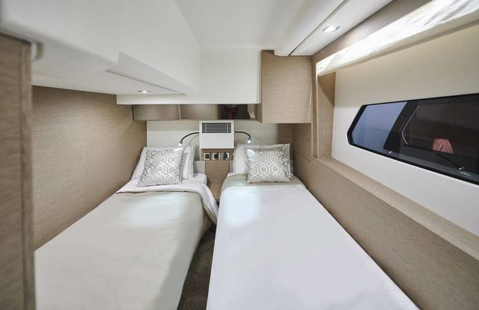 Prestige 460 Fly | Bohemian 1