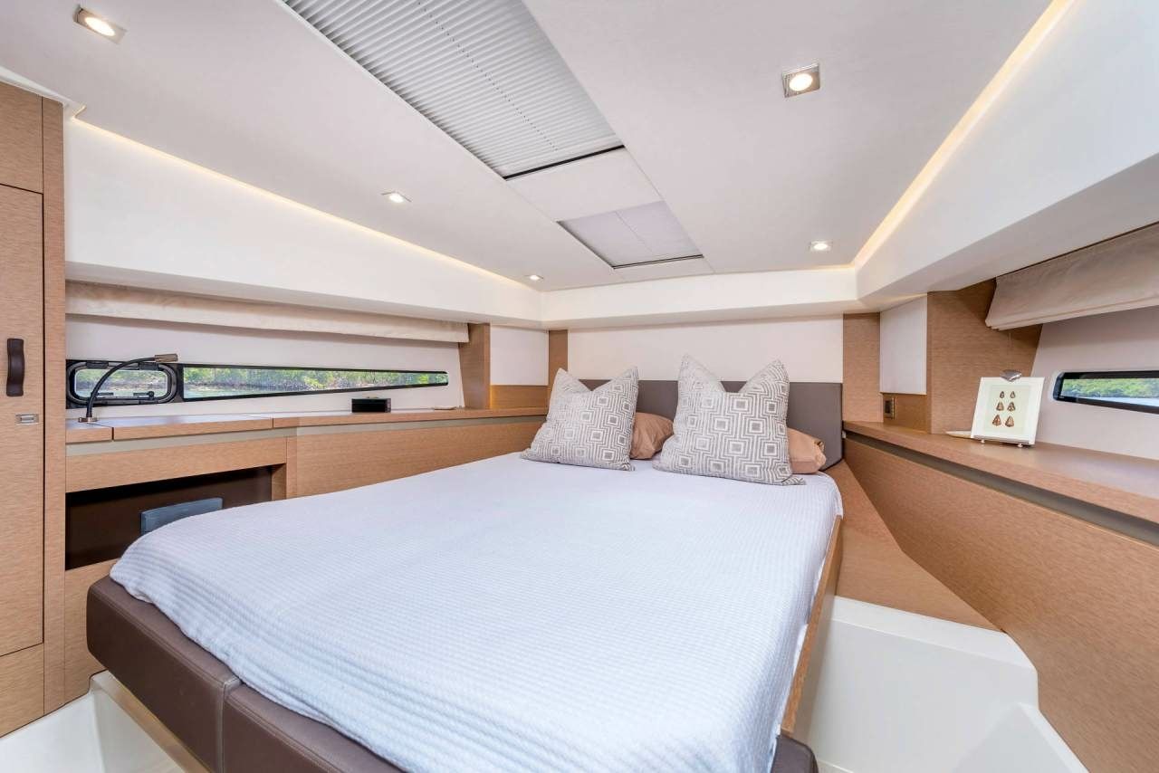 Prestige 460 Fly | Bohemian 1