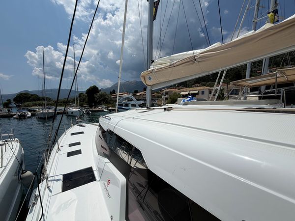 Fountaine Pajot Aura 51 | Flow