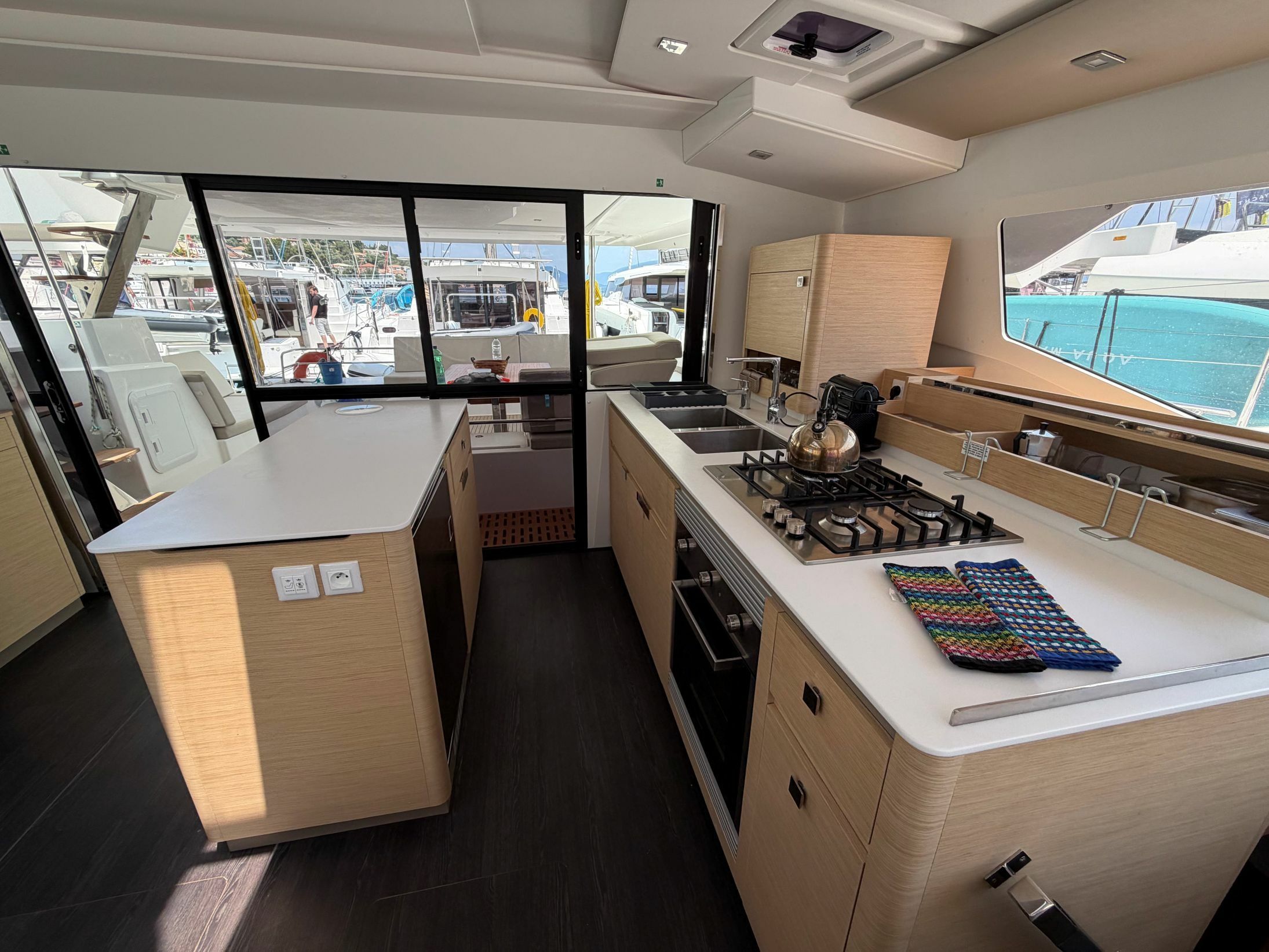 Fountaine Pajot Aura 51 | Flow