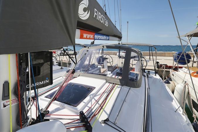 Beneteau First 36 | September