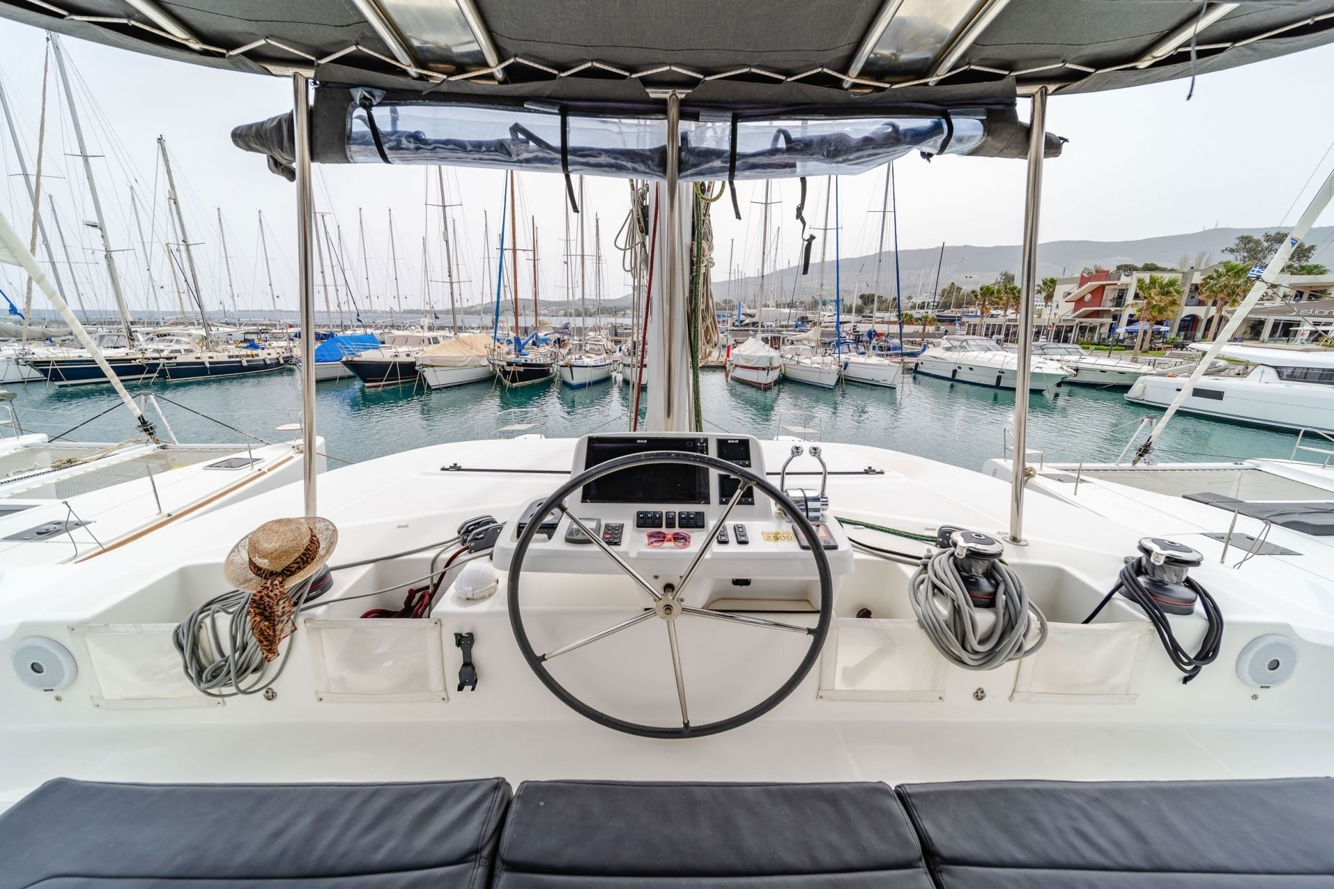 Lagoon 50 | Spiros