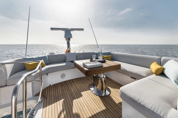 Azimut 53 | Nalu