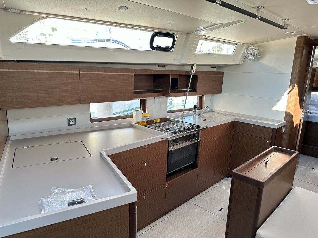 Beneteau Oceanis 46.1 | Brisnik