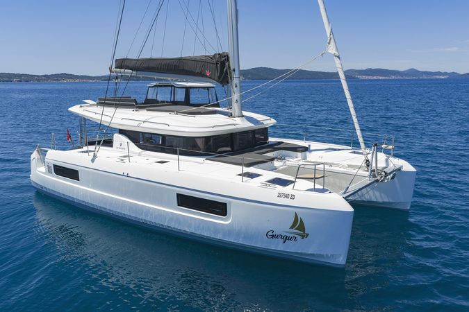 Lagoon 43 | Gurgur