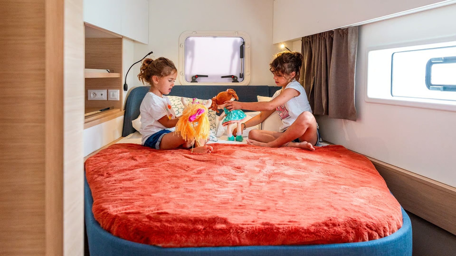 Fountaine Pajot New 41 | Sisley